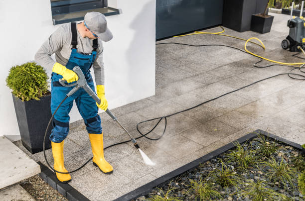 Garage Pressure Washing in Gulf Park Estates, MS